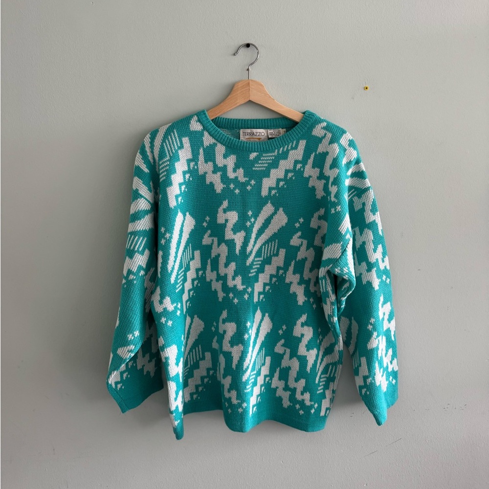 VINTAGE 80s SWEATER